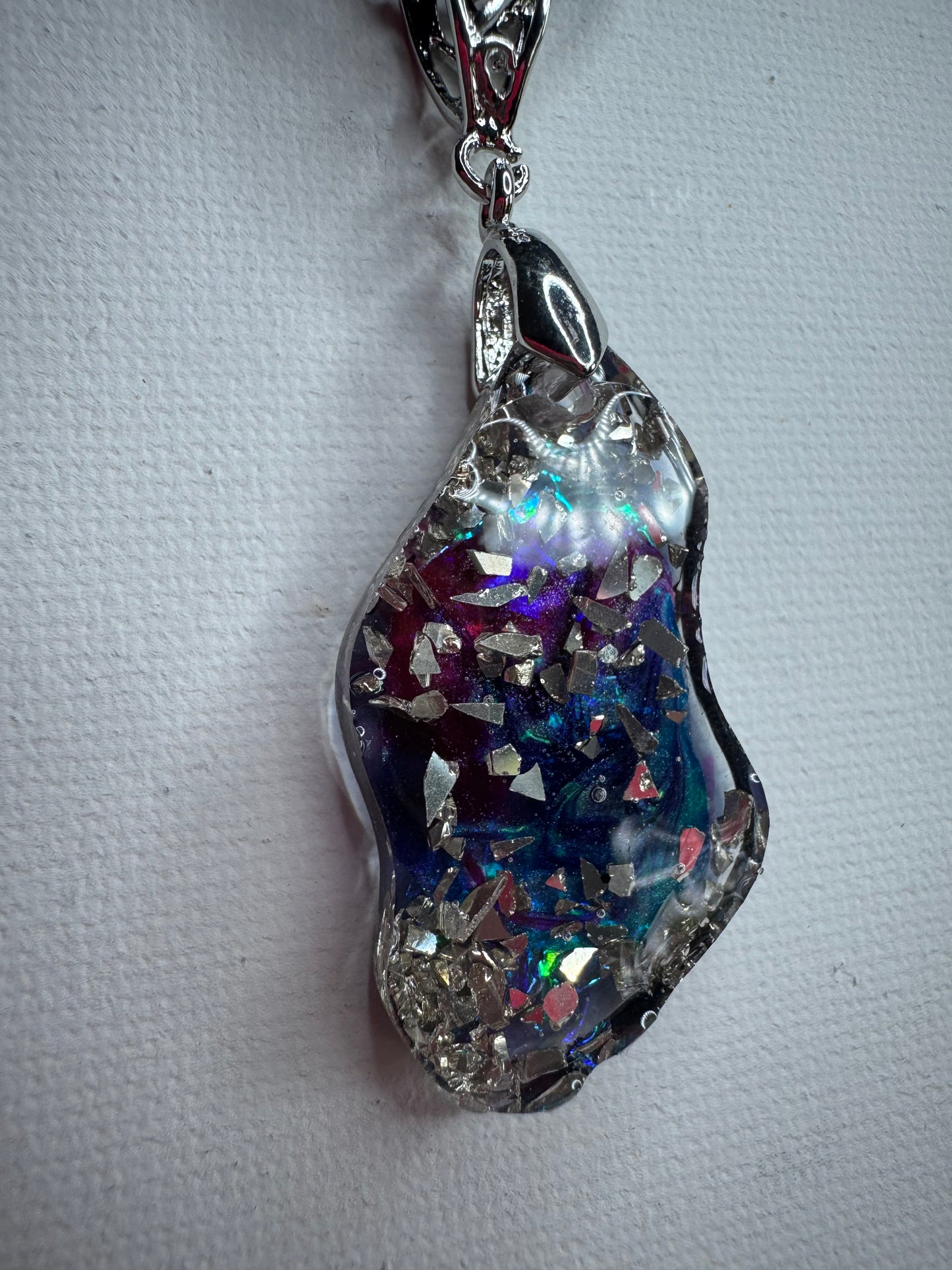 Celestial Drip Iridescent Pendant Necklace