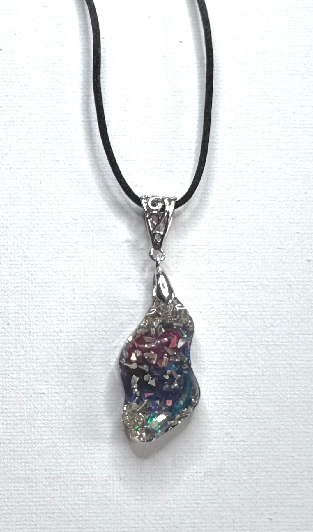 Celestial Drip Iridescent Pendant Necklace